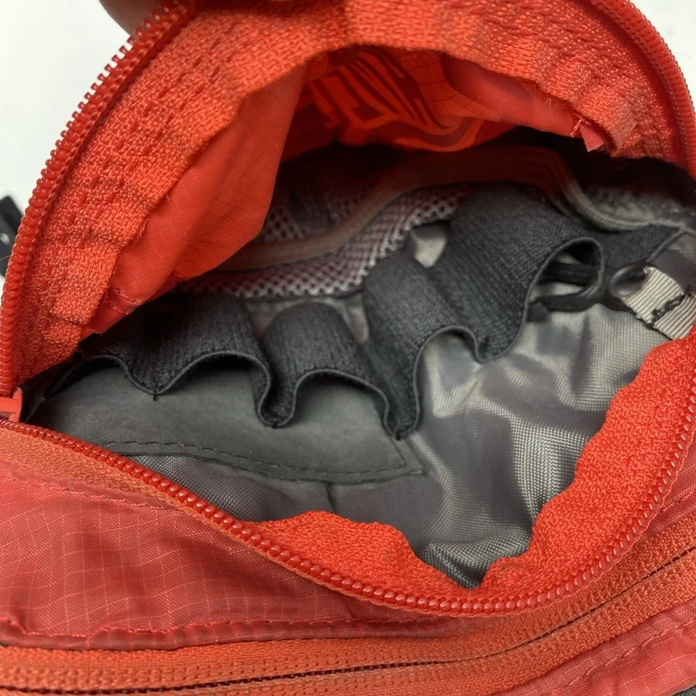 Camelbak Hydration Pack Backpack Red Black Hiking Outdoors w/ Bladder